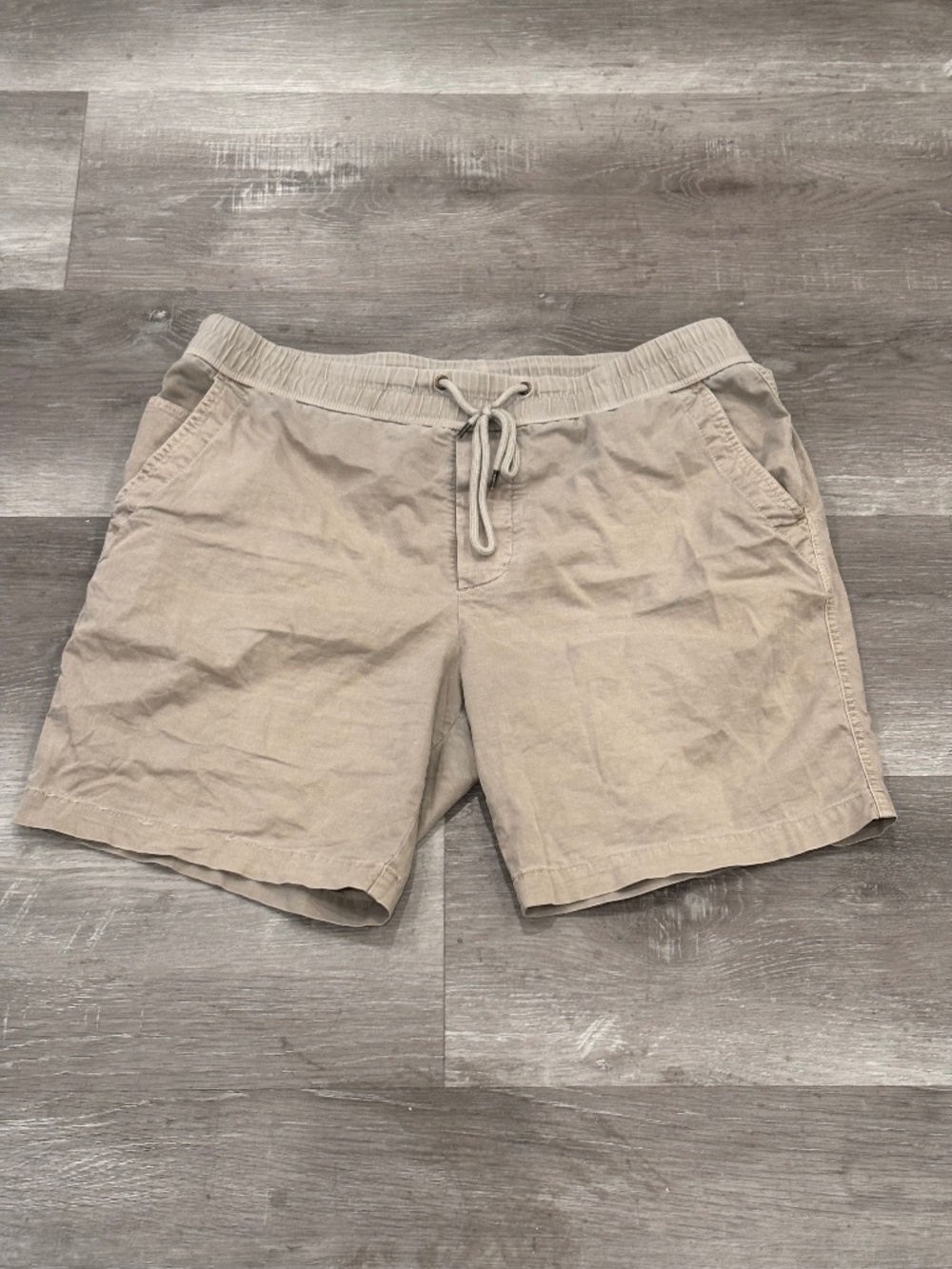 James Perse Parachute Poplin Cargo Short Beige Pockets Drawstring Mens 34